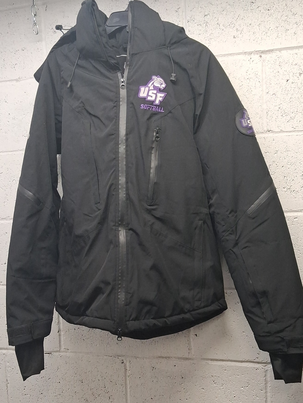 NWOT Womens Black Zip Up Hooded Heavy Coat USF Softball